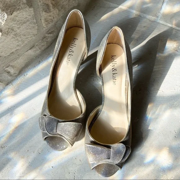 Kelly & Katie Peep Toe Open Side Wedding Gold Silver Sparkle Heels SZ 6 - Picture 6 of 8